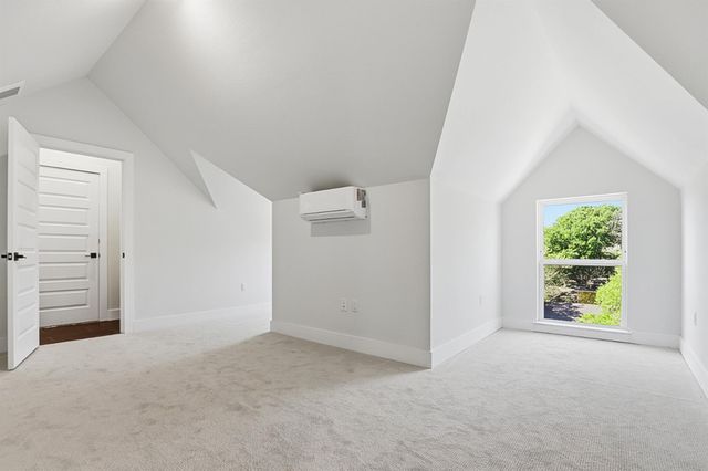 2301 E 10th ST, Austin, TX 78702