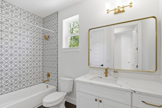 2301 E 10th ST, Austin, TX 78702