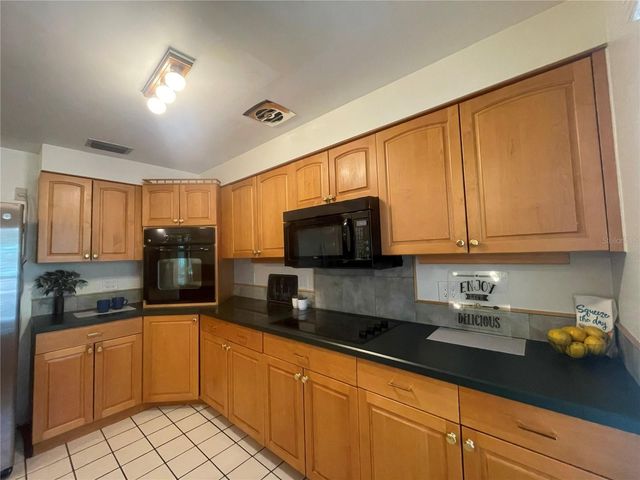 1624 SANDSTONE COURT, Clearwater, FL 33756