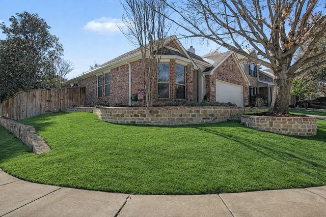 8945 Silent Brook Lane, Fort Worth, TX 76244