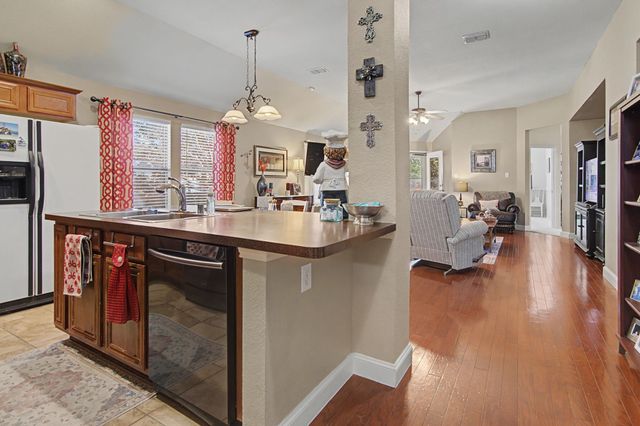 8945 Silent Brook Lane, Fort Worth, TX 76244