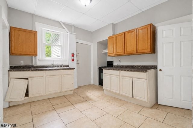 270 Hamilton Ave, Paterson City, NJ 07501