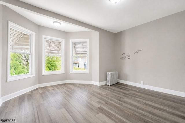 270 Hamilton Ave, Paterson City, NJ 07501