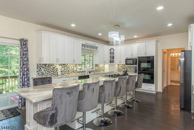11 Rosewood Ln, Denville Twp., NJ 07834