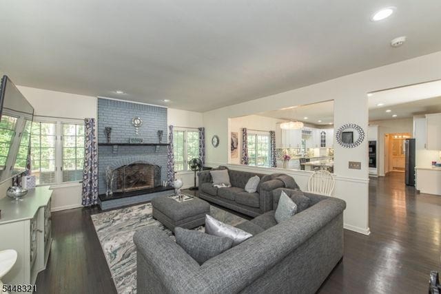11 Rosewood Ln, Denville Twp., NJ 07834