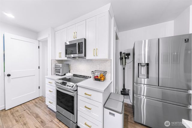 12533 12th Avenue NE, Seattle, WA 98125