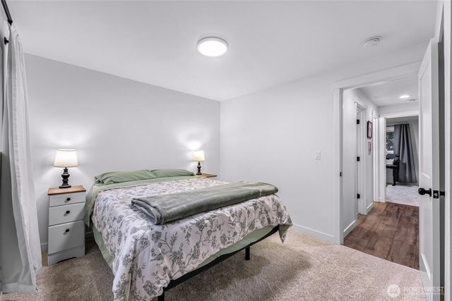 12533 12th Avenue NE, Seattle, WA 98125