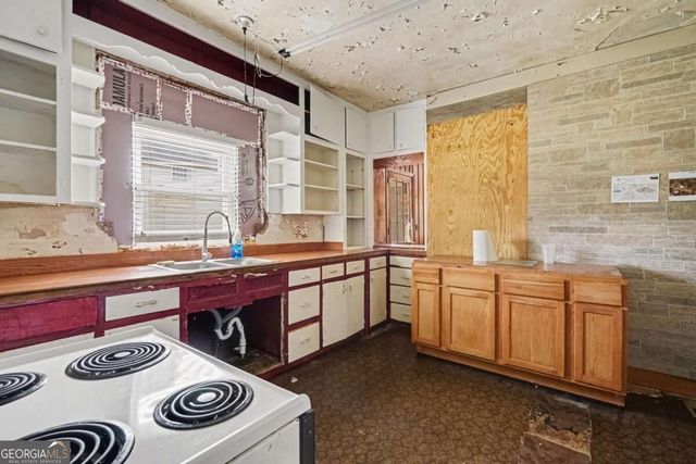 6044 Shadow Rock Drive, Lithonia, GA 30058