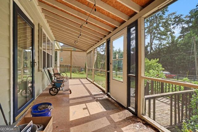 6044 Shadow Rock Drive, Lithonia, GA 30058