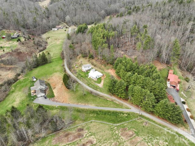 138 Robert Phillips Road, Bakersville, NC 28705