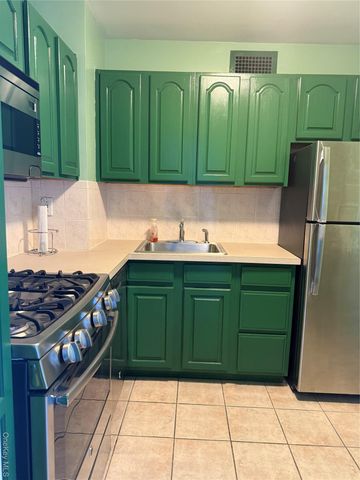 61-20 Grand Central Parkway, Forest Hills, NY 11375