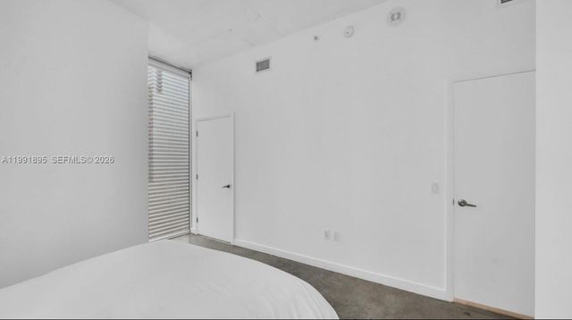 151 SE 1st St 2411, Miami, FL 33131