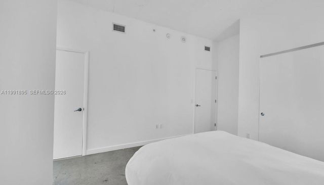 151 SE 1st St 2411, Miami, FL 33131