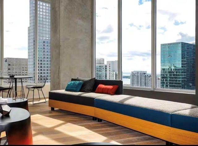 151 SE 1st St 2411, Miami, FL 33131