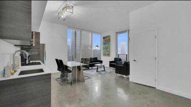 151 SE 1st St 2411, Miami, FL 33131