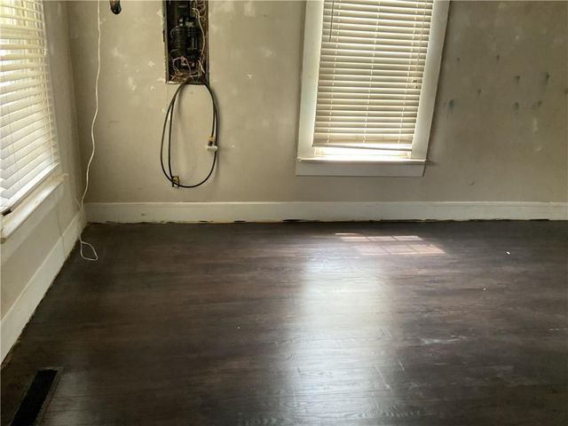 334 Atlanta Street, Barnesville, GA 30204