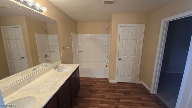 104 Palatial Pines Avenue, North Las Vegas, NV 89031