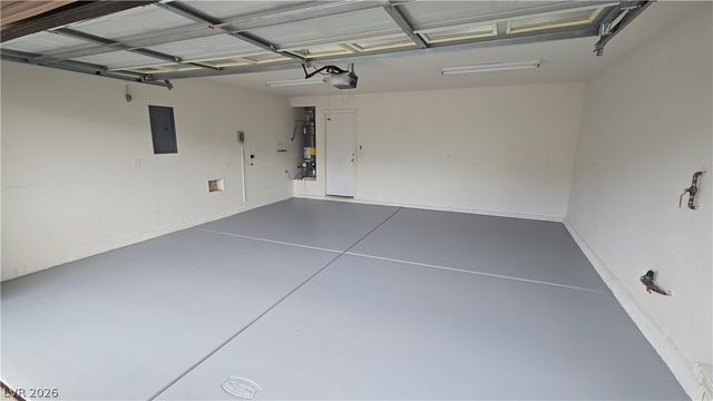 104 Palatial Pines Avenue, North Las Vegas, NV 89031