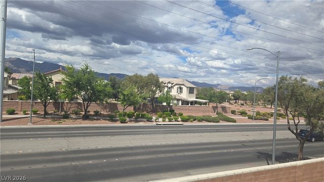 104 Palatial Pines Avenue, North Las Vegas, NV 89031