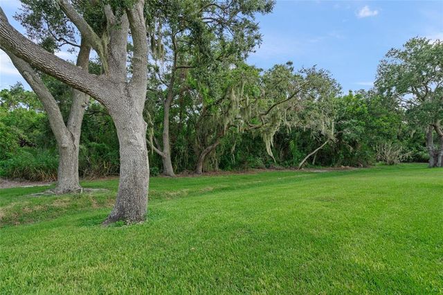 4443 KARIBA LAKE TERRACE, Sarasota, FL 34243