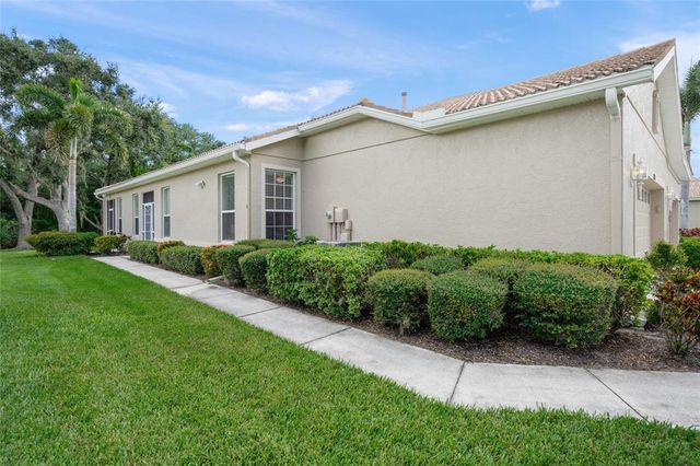 4443 KARIBA LAKE TERRACE, Sarasota, FL 34243