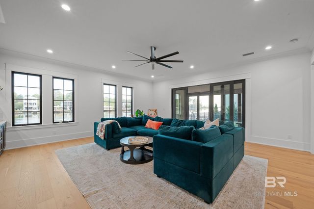 865 Inlet Circle, Gulf Shores, AL 36542