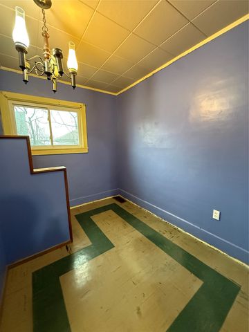 20 PERSHING Avenue, North East, PA 16428