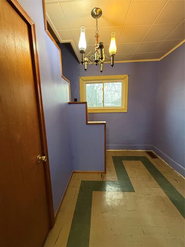 20 PERSHING Avenue, North East, PA 16428