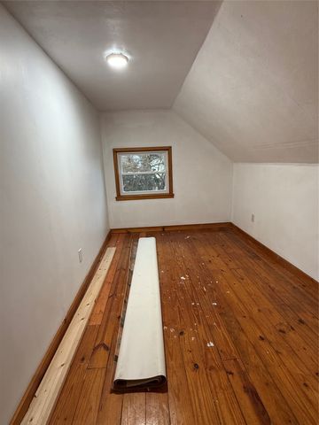 20 PERSHING Avenue, North East, PA 16428