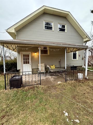 20 PERSHING Avenue, North East, PA 16428