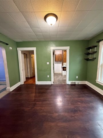 20 PERSHING Avenue, North East, PA 16428