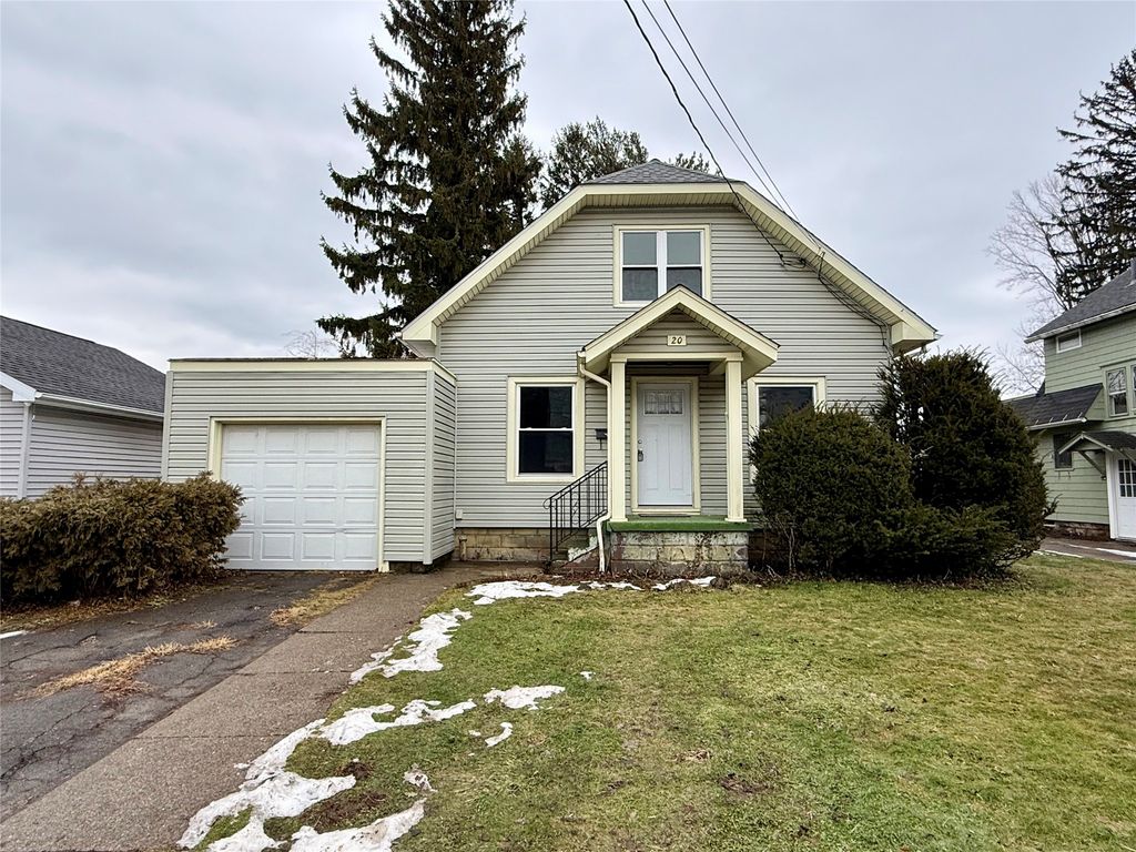 20 PERSHING Avenue, North East, PA 16428