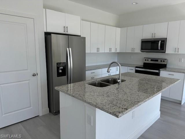 7012 Jolly CIR, Labelle, FL 33935