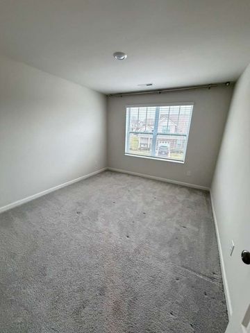677 Birdie Dr, Spring Hill, TN 37174