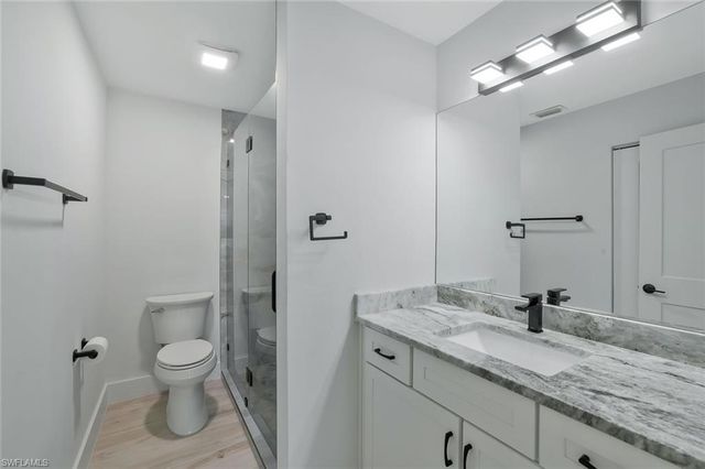2710 Arbutus ST # B1, Naples, FL 34112