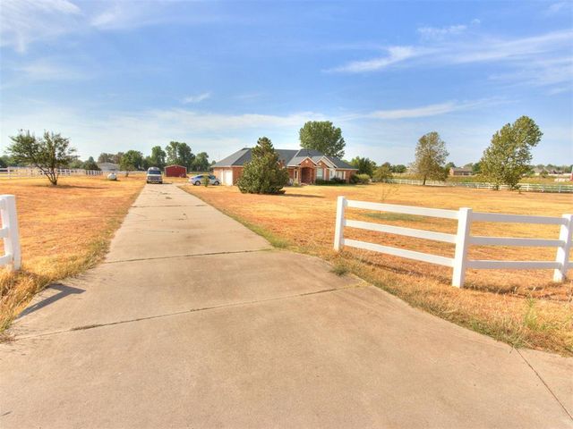 12720 SW 58th Street, Mustang, OK 73064