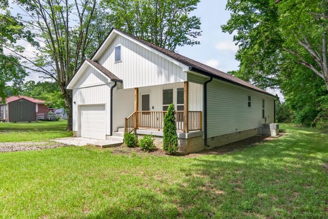 207 Lincoln St, Smithville, TN 37166