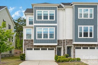 957 Portrush Lane, Tega Cay, SC 29708