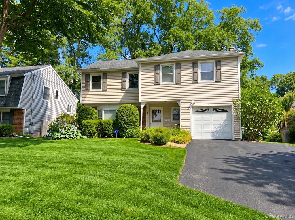16 Salem Place, White Plains, NY 10605 — exterior
