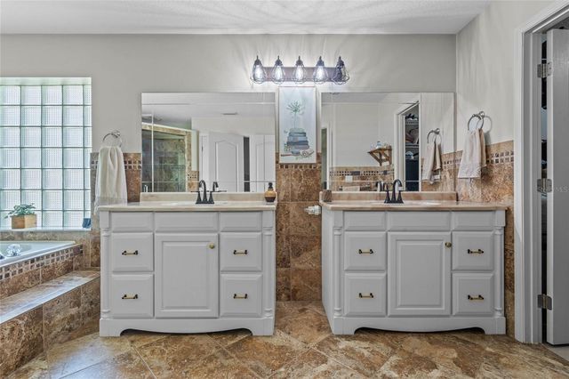 11516 LYONS COURT, Clermont, FL 34711