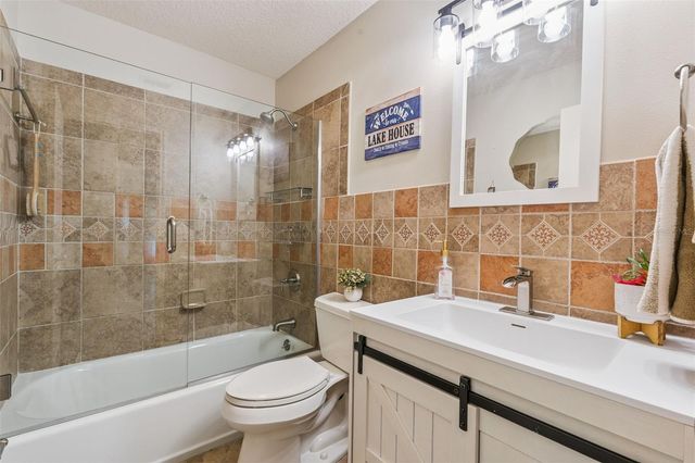 11516 LYONS COURT, Clermont, FL 34711