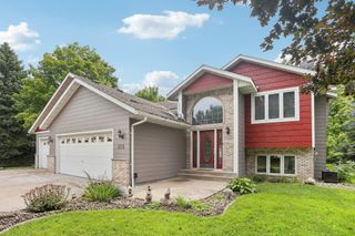 212 Greenbriar Lane NE, Buffalo, MN 55301