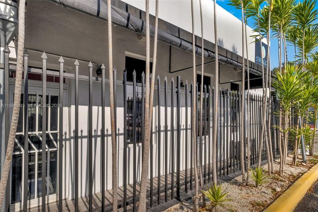 646 NE 79th St, Miami, FL 33138