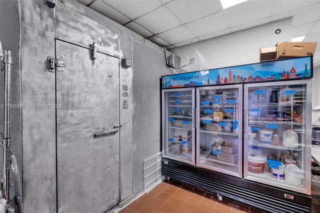 646 NE 79th St, Miami, FL 33138