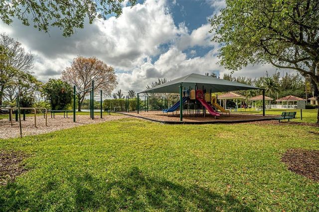 1310 SW 48th Terrace, Deerfield Beach, FL 33442