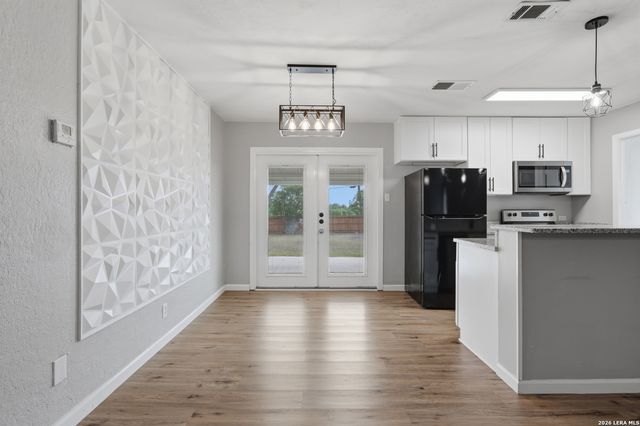 6514 Forest Grove, San Antonio, TX 78240