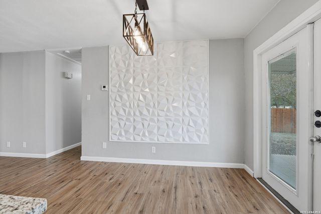 6514 Forest Grove, San Antonio, TX 78240