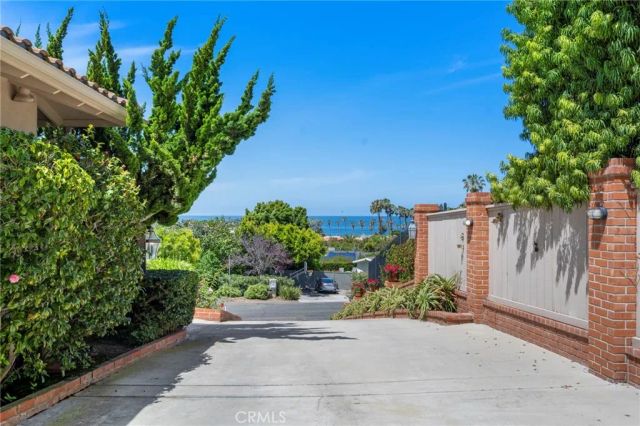 8361 Calle Del Cielo, La Jolla, CA 92037