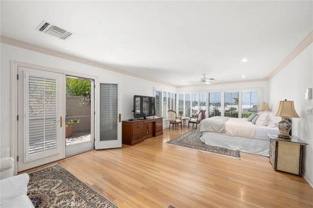 8361 Calle Del Cielo, La Jolla, CA 92037