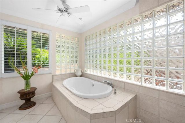 8361 Calle Del Cielo, La Jolla, CA 92037